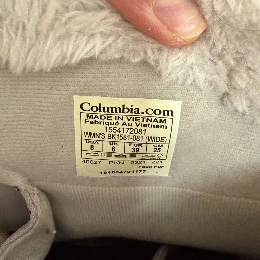 Columbia Women's Light Gray Winter Boots - Picture 3 of 8
